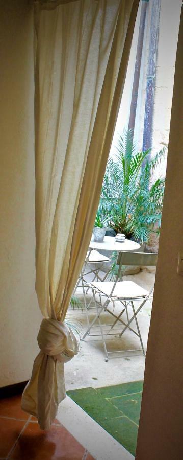 לצ'ה Buon Consiglio B&B מראה חיצוני תמונה